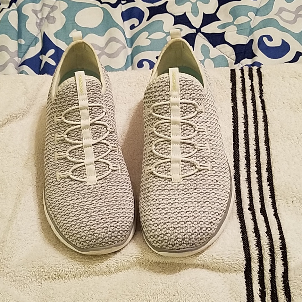 Beautiful white Sketchers